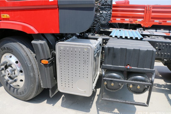 36T 6x4 جرار مقطورة شاحنة محرك اليد اليسرى Dump Truck Tractor Trailer