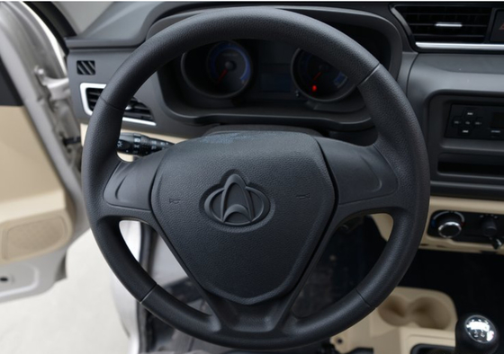 شاحنات Cng الثقيلة من النوع الثقيل 5.45M شاحنات خفيفة الوزن 1340 كجم