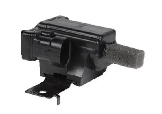 قطع غيار السيارات EGR الملف اللولبي لشفروليه جي إم سي 1987-1995 14102003 219225 EVS19 2F1124 214330 VS23