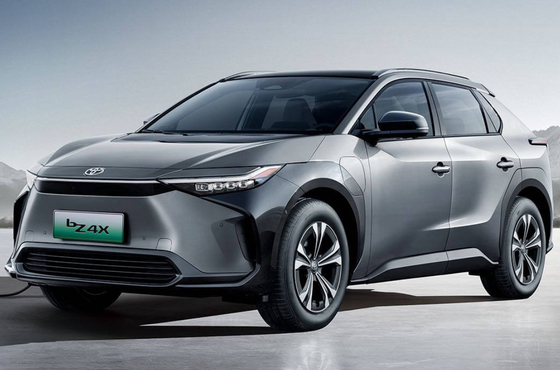 Ev Cars Bz4x إصدار مدى القيادة من Toyota Electric SUV 615KM
