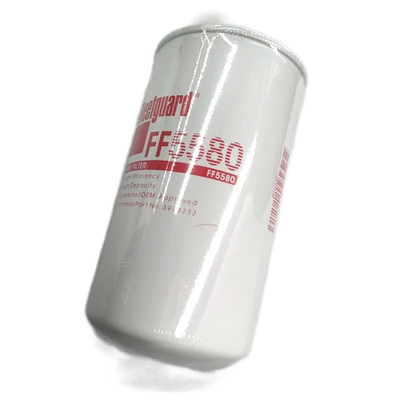 OEM FF5580 شاحنة محرك تدور على فلتر الوقود الكمون 3973232 جزء محرك السيارات